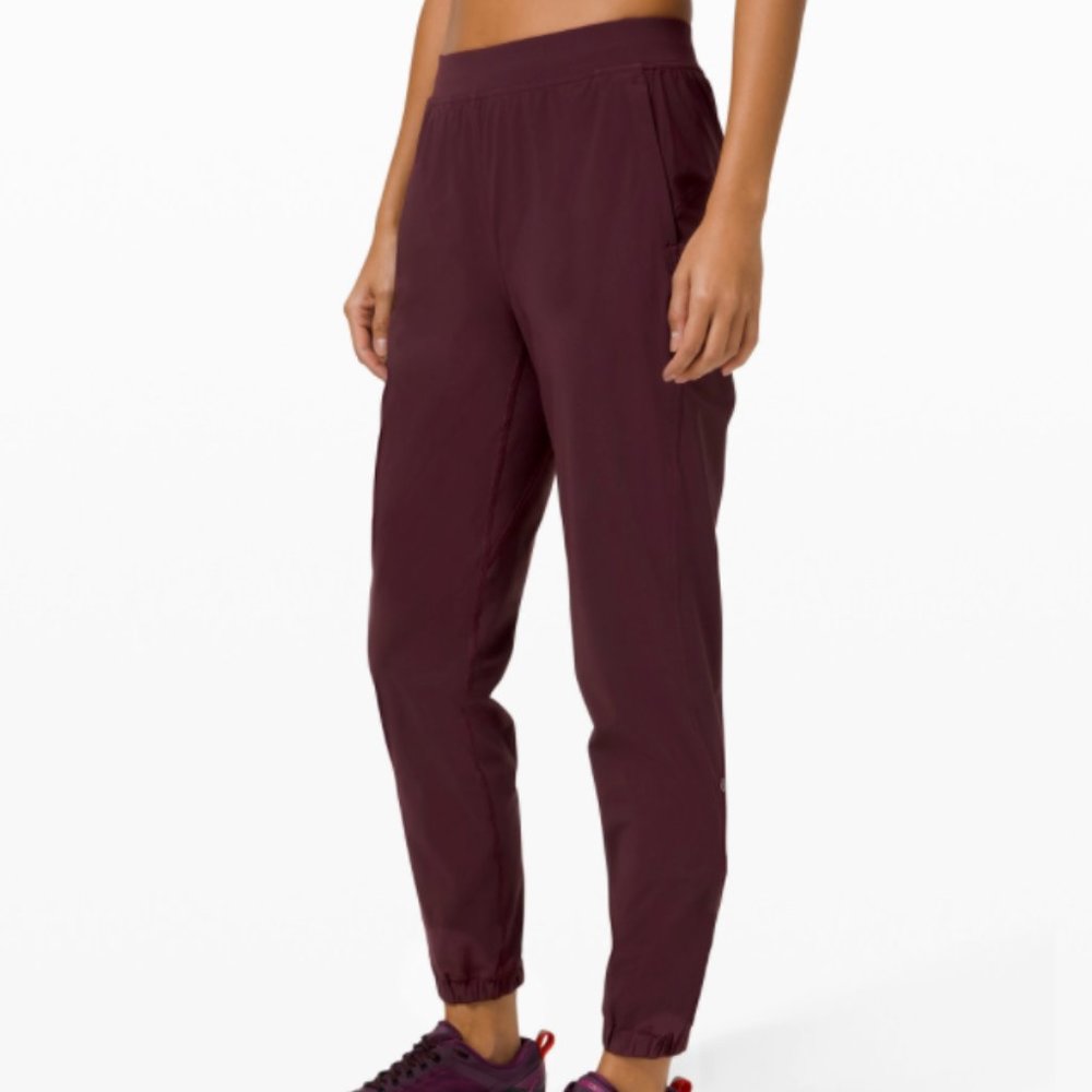 lululemon ADAPTED STATE HIGH-RISE JOGGER 28"